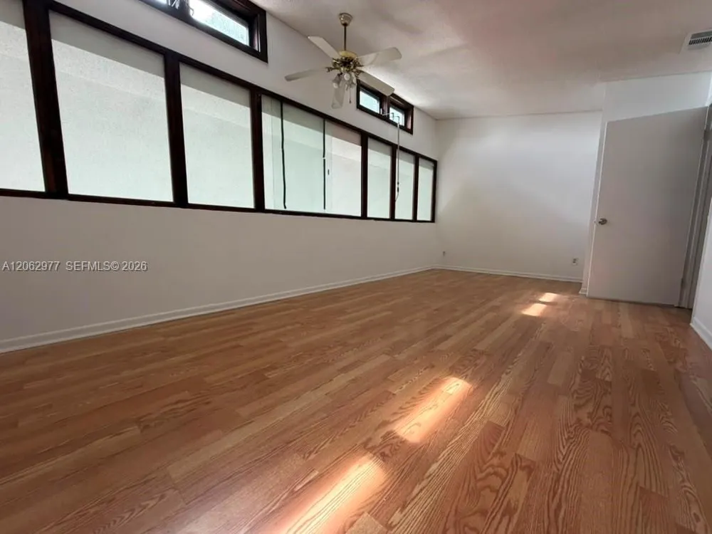 4045 SW 68th Way #5-I Miramar, FL 33023