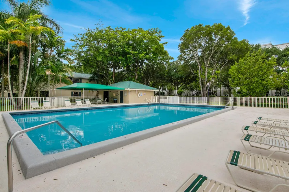 530 WESTREE LANE #530 Plantation, FL 33324