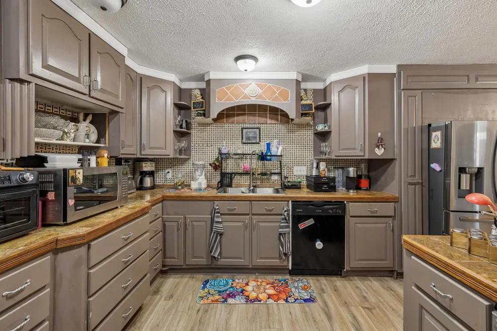9680 Highway 25 E Hartsville, TN 37074