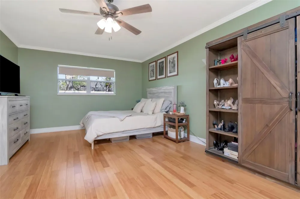 2535 LAKE ELLEN DRIVE Tampa, FL 33618