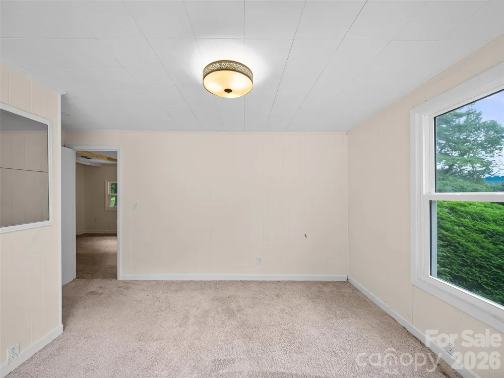 1644 State Hwy 80 S Burnsville, NC 28714