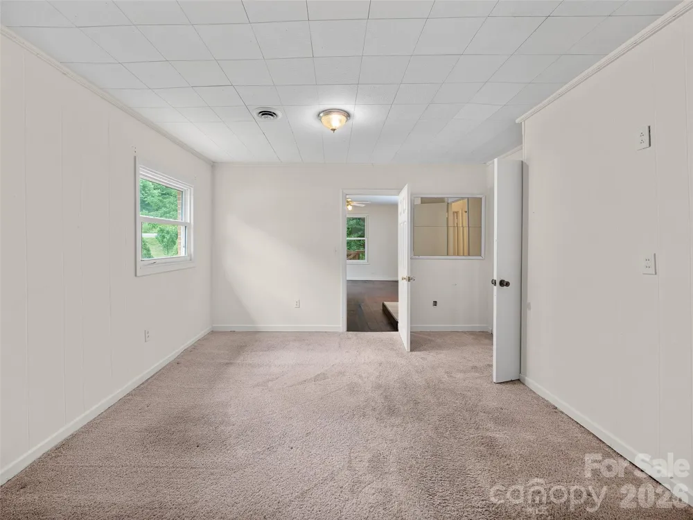 1644 State Hwy 80 S Burnsville, NC 28714