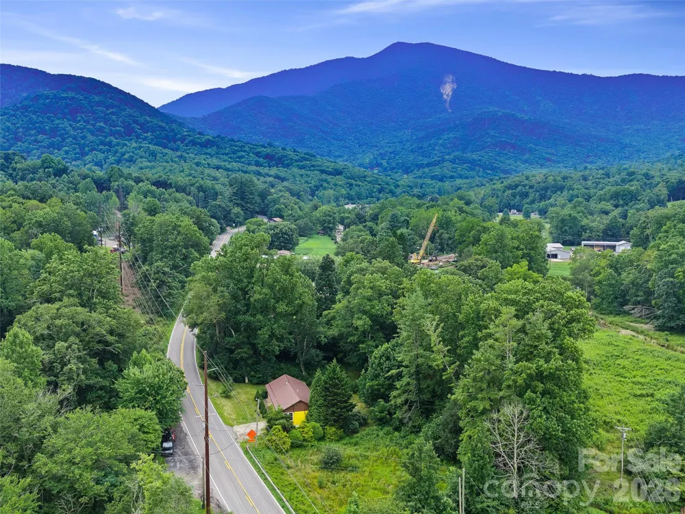1644 State Hwy 80 S Burnsville, NC 28714