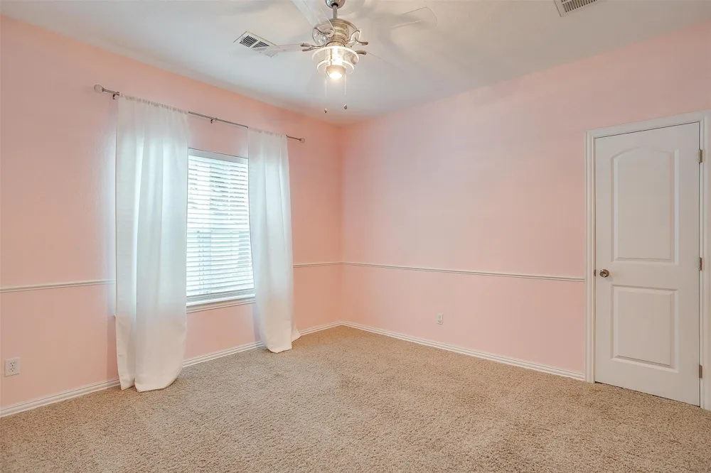 11972 Younger Court Azle, TX 76020