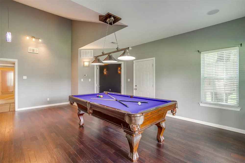 11972 Younger Court Azle, TX 76020