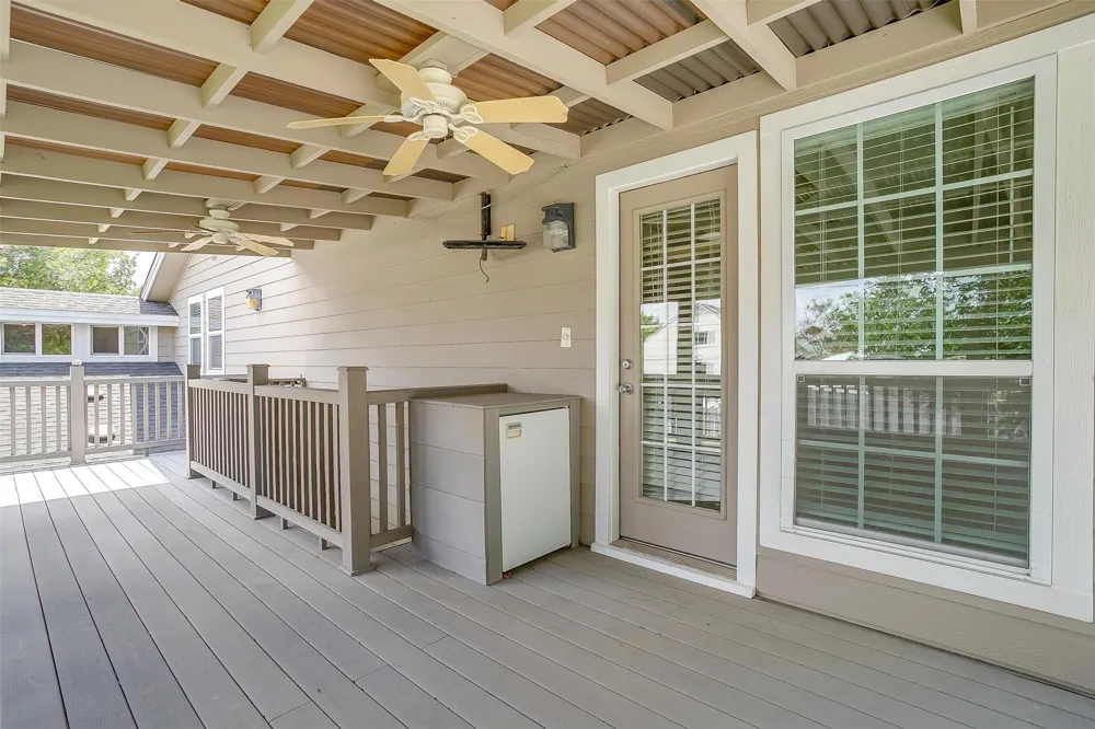 11972 Younger Court Azle, TX 76020