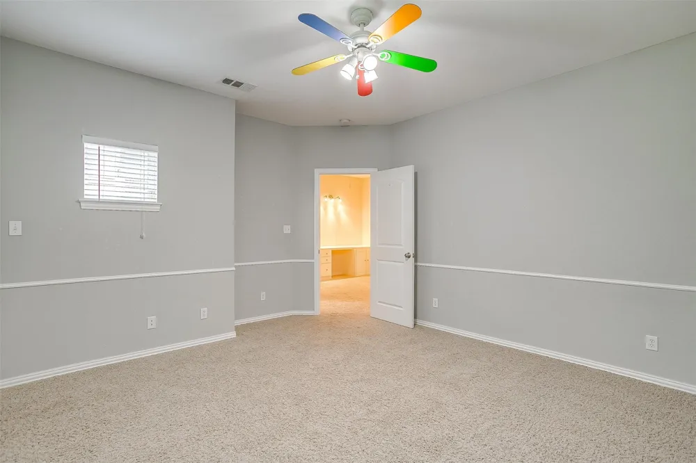 11972 Younger Court Azle, TX 76020