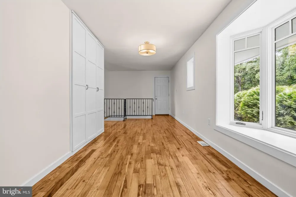 39030 MOUNT GILEAD ROAD Leesburg, VA 20175
