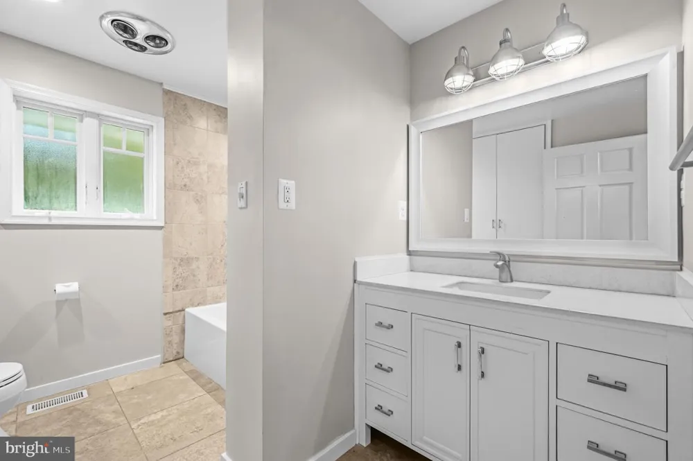 39030 MOUNT GILEAD ROAD Leesburg, VA 20175
