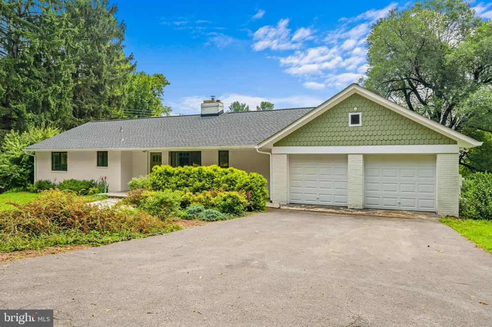 39030 MOUNT GILEAD ROAD Leesburg, VA 20175