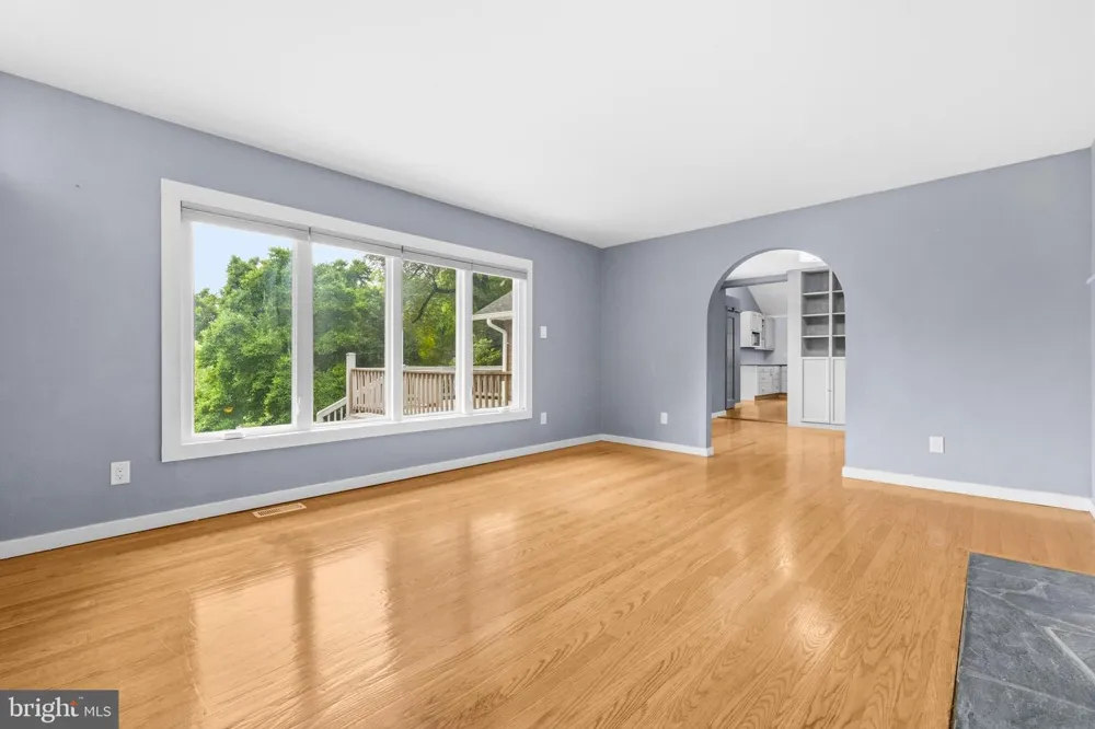 39030 MOUNT GILEAD ROAD Leesburg, VA 20175