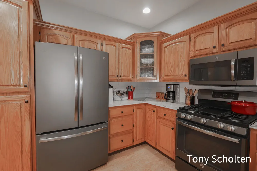 7260 Oaklane Court Hudsonville, MI 49426