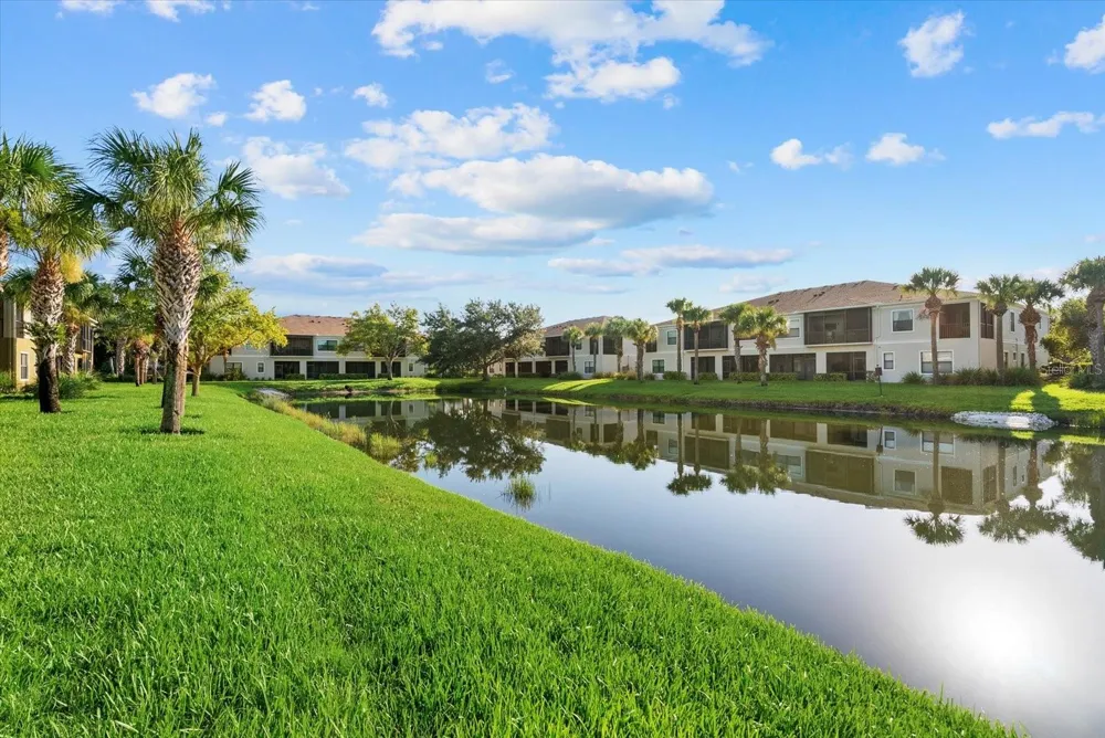4190 OVERTURE CIRCLE #511 Bradenton, FL 34209