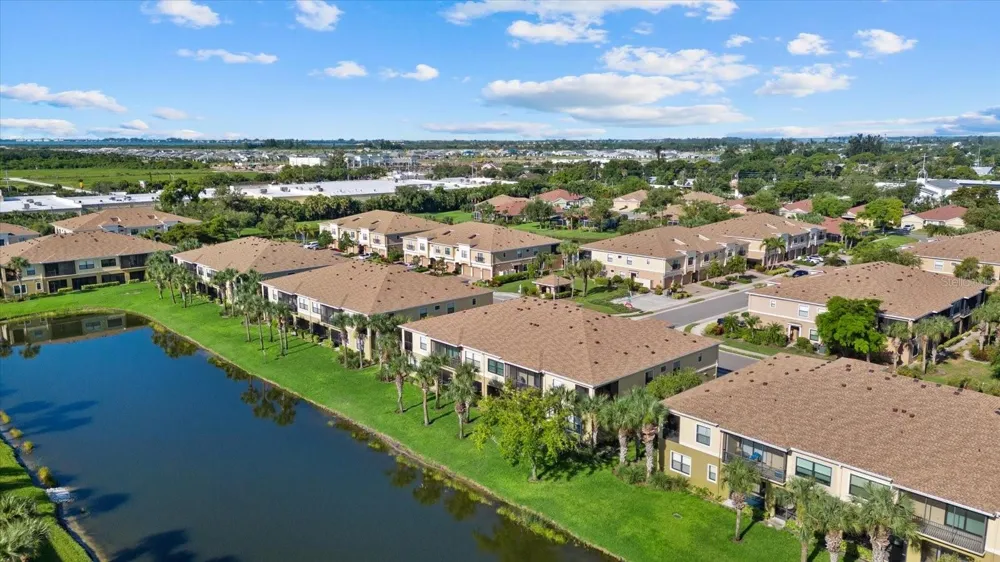 4190 OVERTURE CIRCLE #511 Bradenton, FL 34209