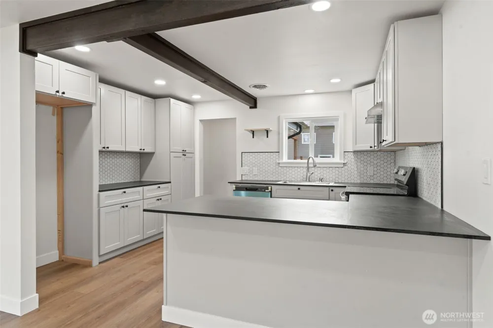 218 E King St Aberdeen, WA 98520