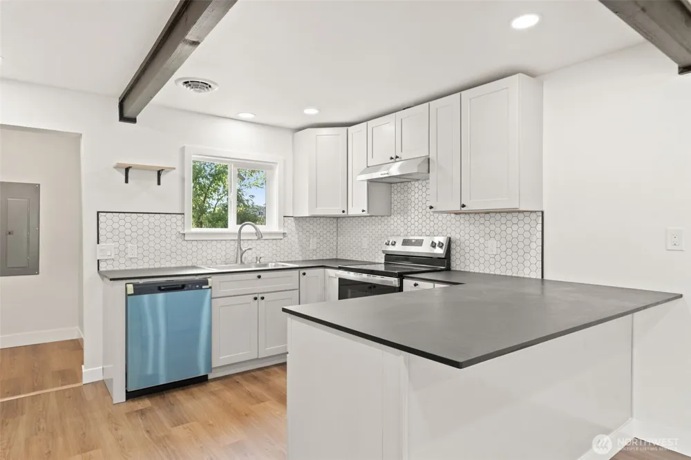 218 E King St Aberdeen, WA 98520
