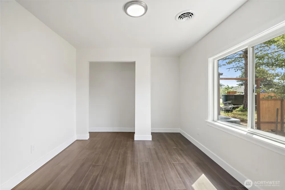 218 E King St Aberdeen, WA 98520