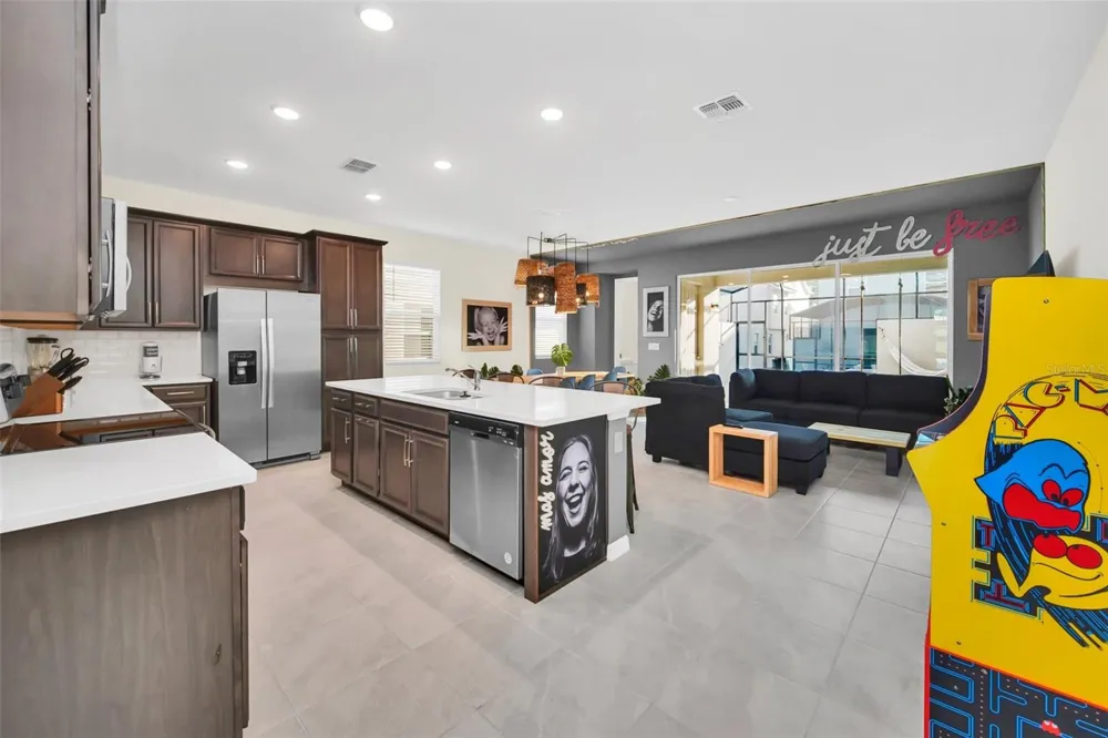 1672 TROPICAL PALMS CIRCLE Kissimmee, FL 34747