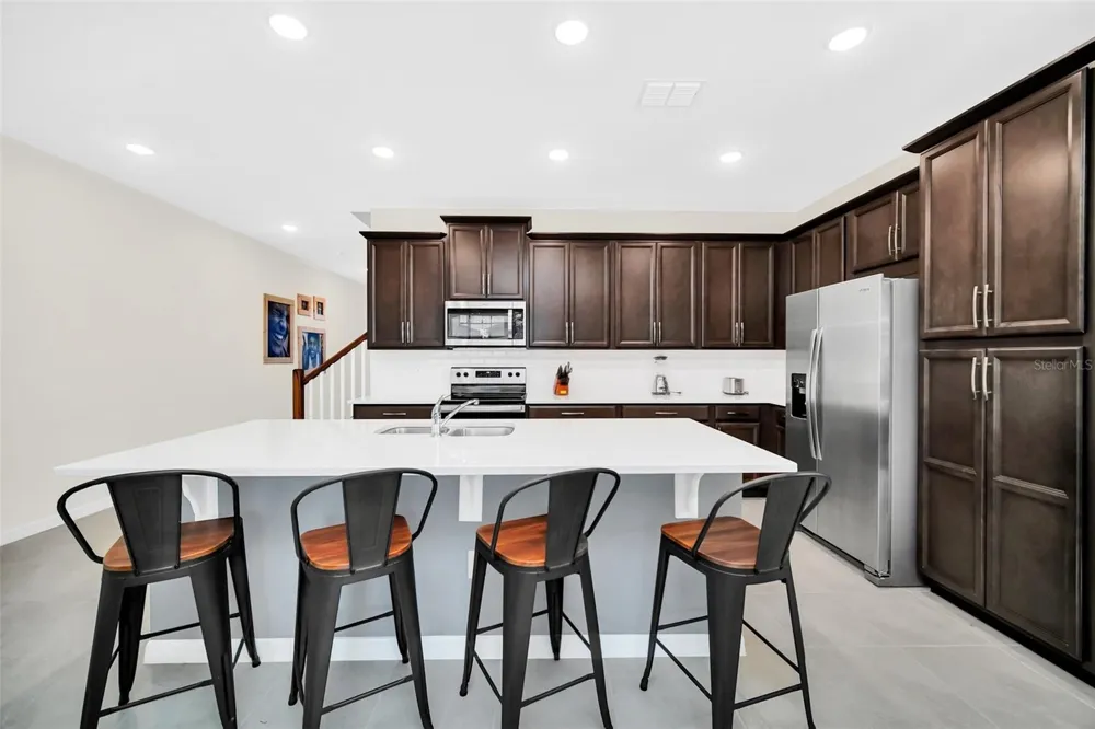 1672 TROPICAL PALMS CIRCLE Kissimmee, FL 34747