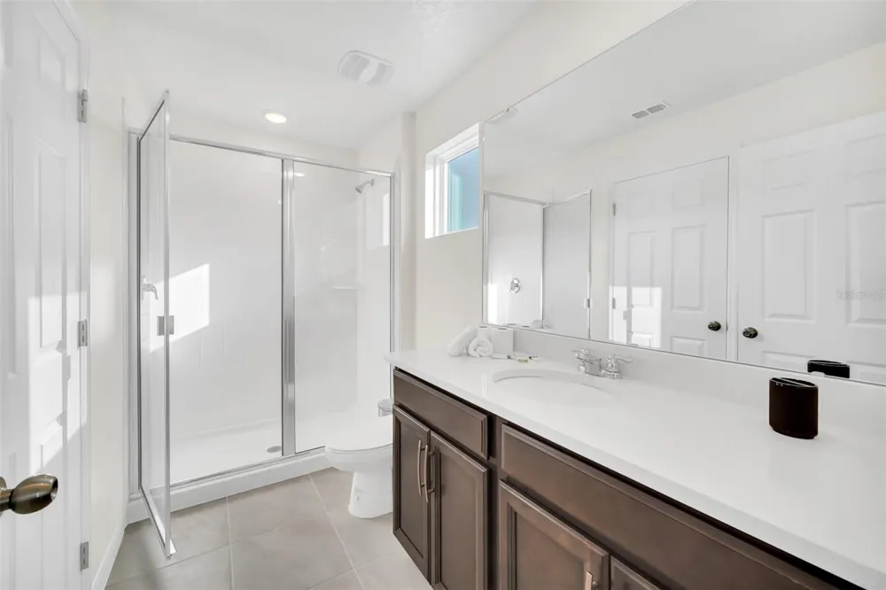 1672 TROPICAL PALMS CIRCLE Kissimmee, FL 34747