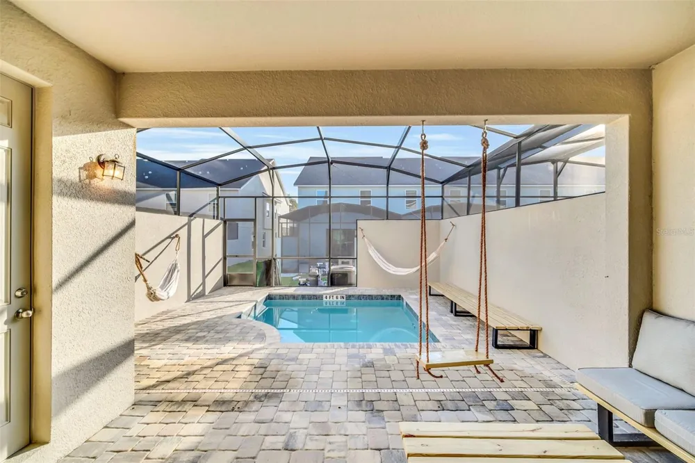 1672 TROPICAL PALMS CIRCLE Kissimmee, FL 34747