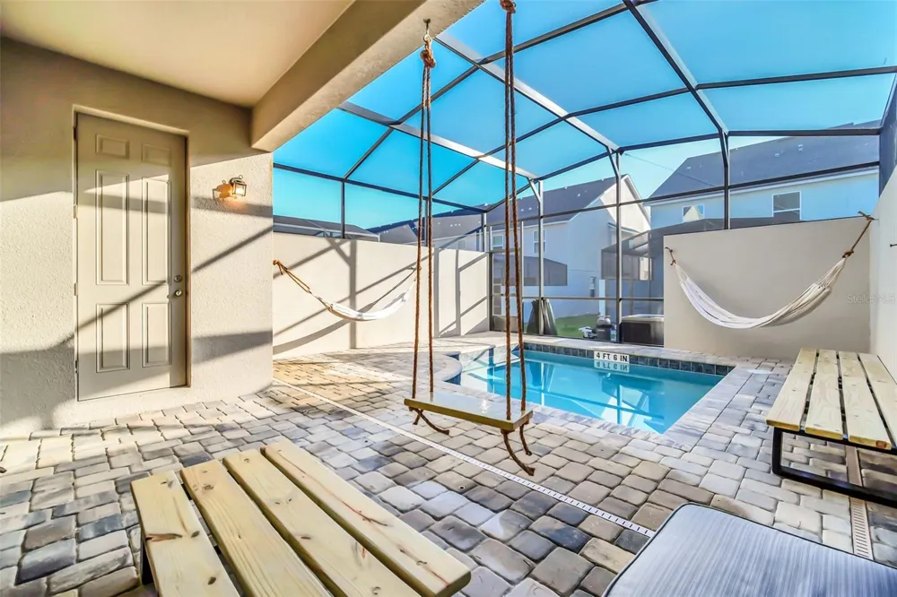 1672 TROPICAL PALMS CIRCLE Kissimmee, FL 34747