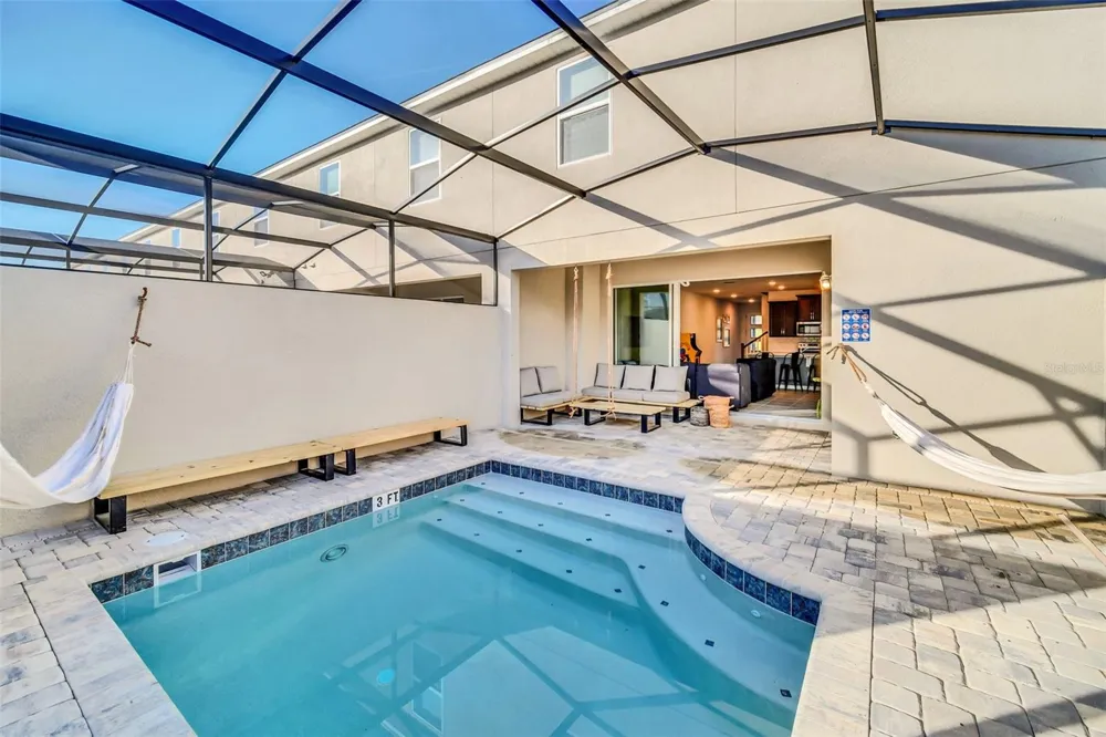1672 TROPICAL PALMS CIRCLE Kissimmee, FL 34747