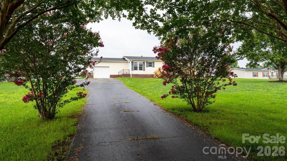 135 Howell Road Mocksville, NC 27028