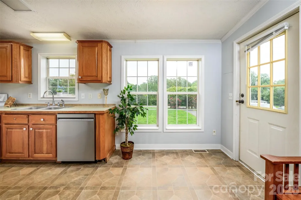 135 Howell Road Mocksville, NC 27028