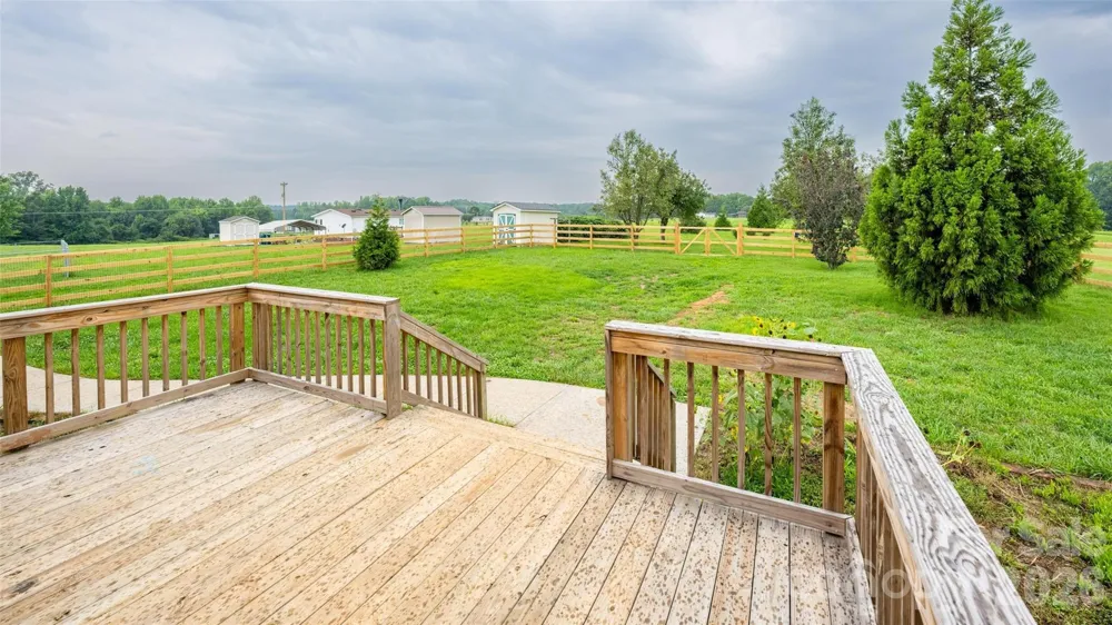 135 Howell Road Mocksville, NC 27028