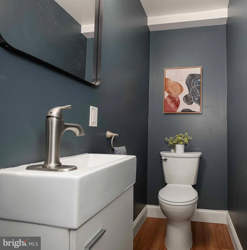 531 DECKER AVENUE Baltimore, MD 21205