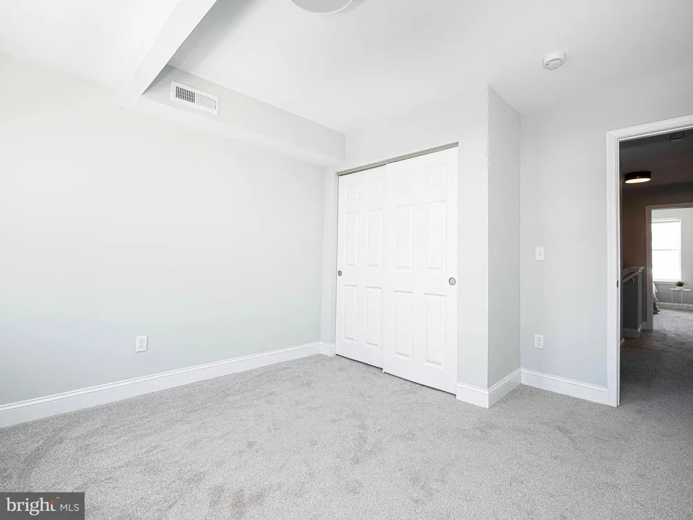 531 DECKER AVENUE Baltimore, MD 21205