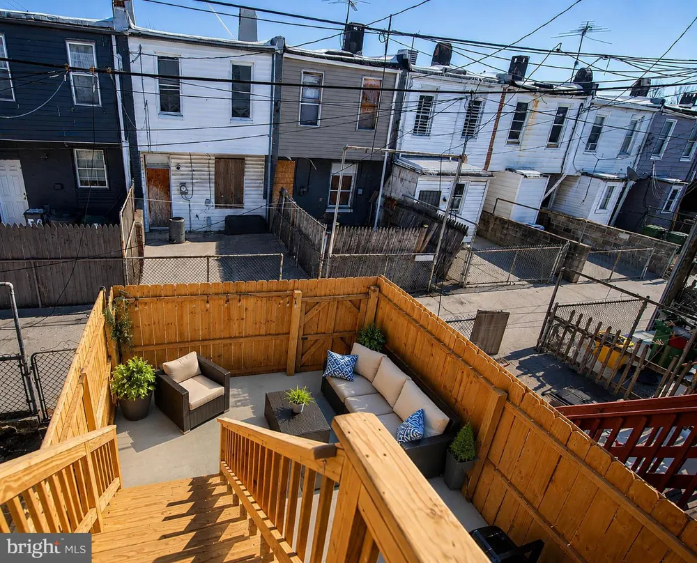 531 DECKER AVENUE Baltimore, MD 21205