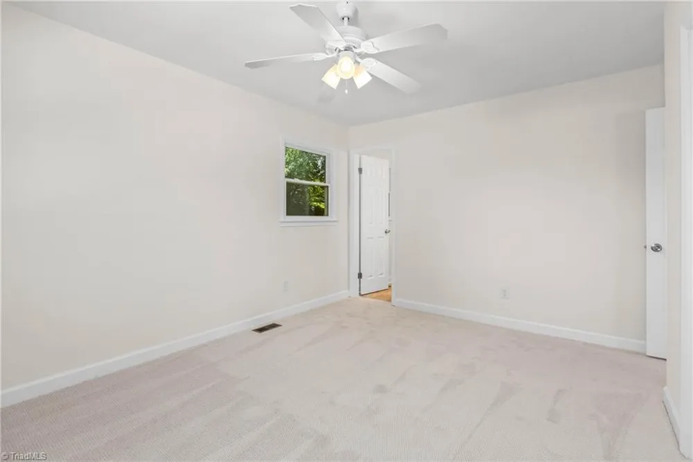 3913 Enterprise Road Lexington, NC 27295