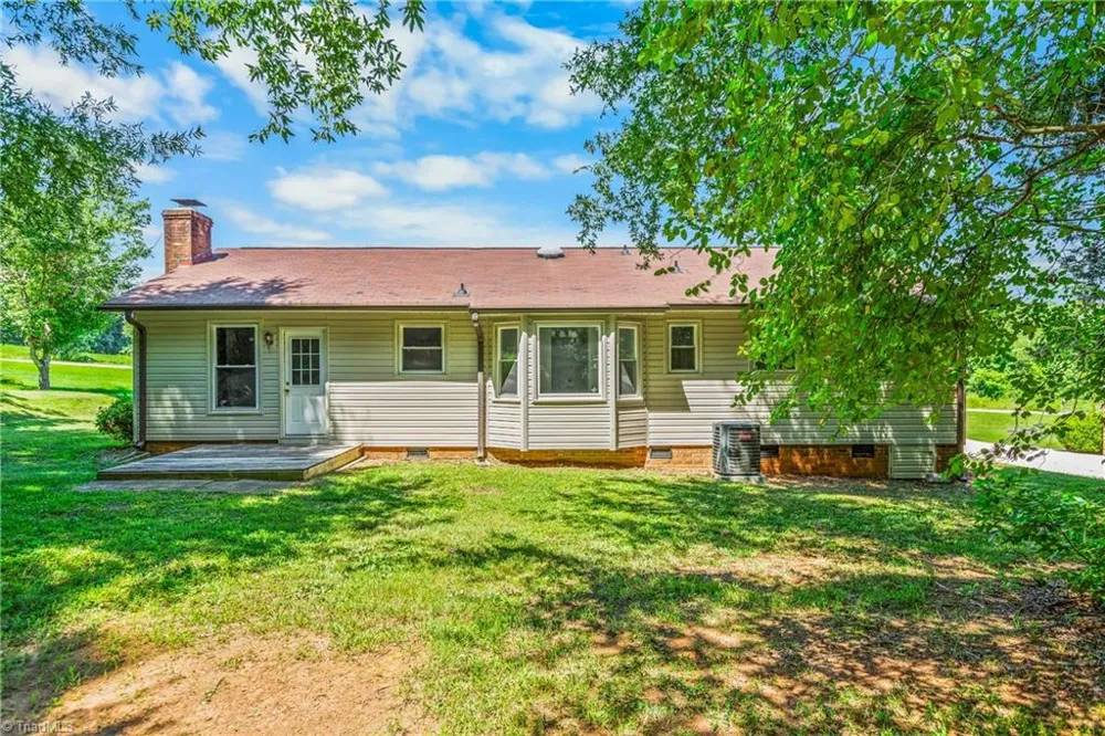 3913 Enterprise Road Lexington, NC 27295