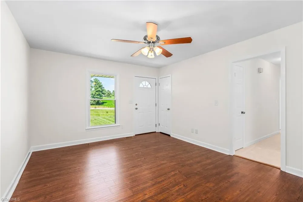 3913 Enterprise Road Lexington, NC 27295