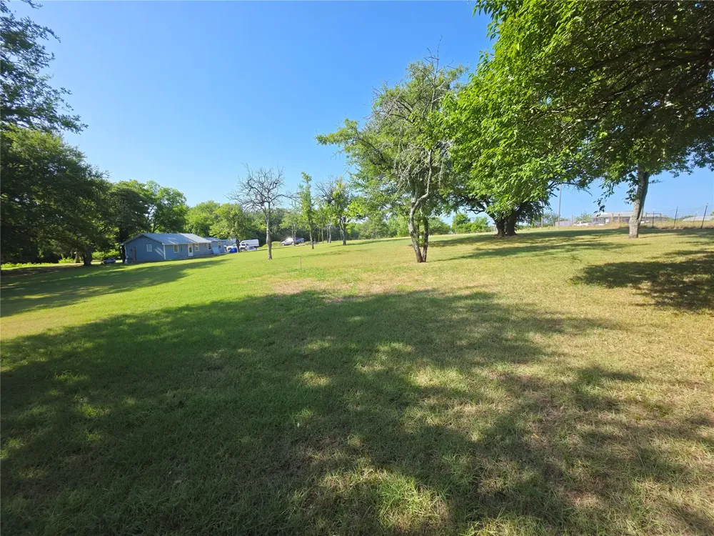 7961 Telegraph Road Quinlan, TX 75474