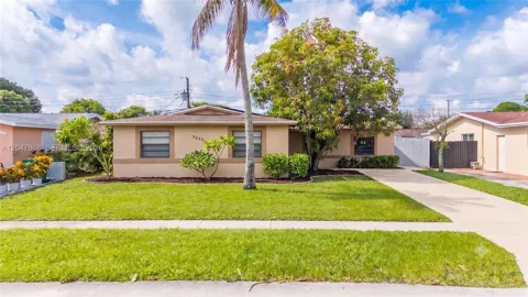 4230 NW 23rd Ct
