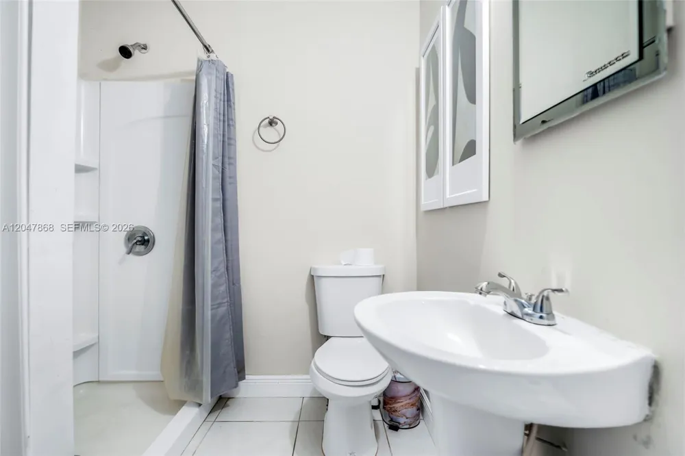 4230 NW 23rd Ct Lauderhill, FL 33313