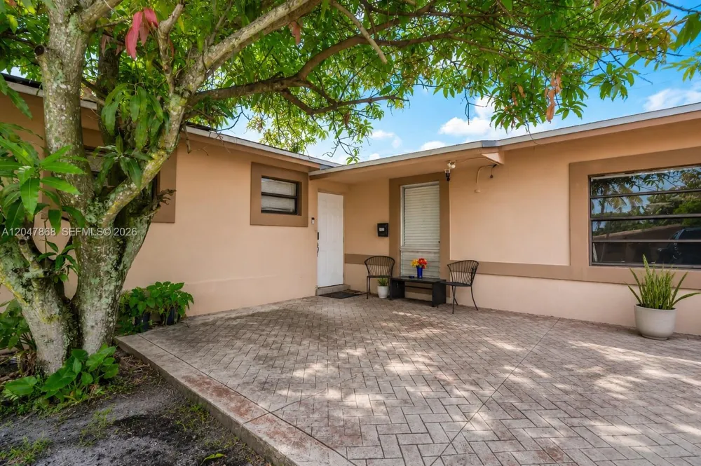 4230 NW 23rd Ct Lauderhill, FL 33313