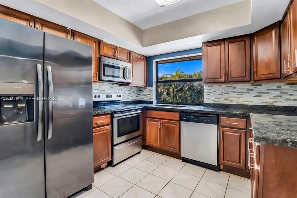 4230 NW 23rd Ct Lauderhill, FL 33313
