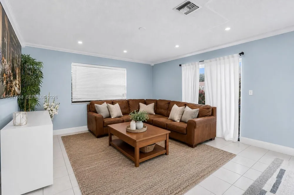 4230 NW 23rd Ct Lauderhill, FL 33313