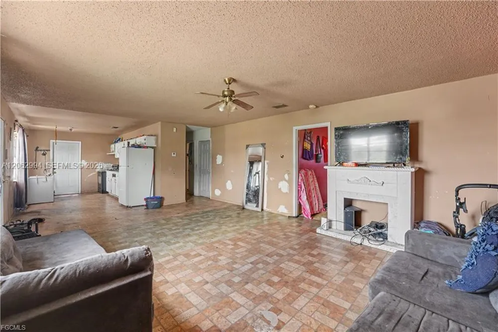 1132 Kentucky Ave Clewiston, FL 33440