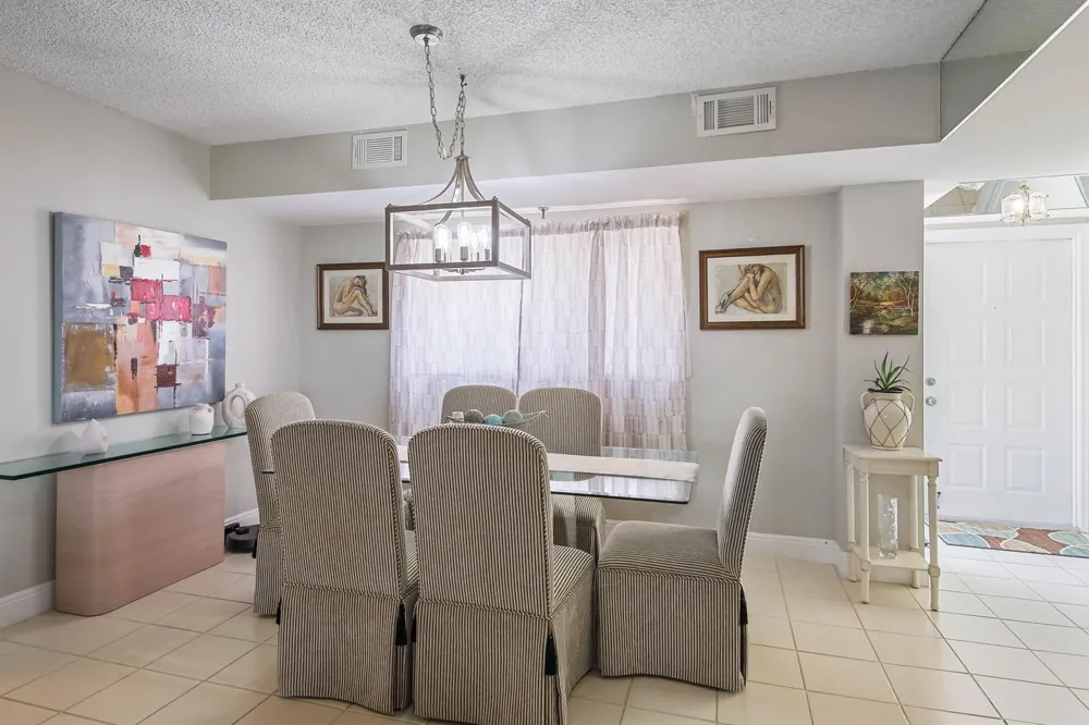 5279 S FOUNTAINS DRIVE S #703 Lake Worth, FL 33467
