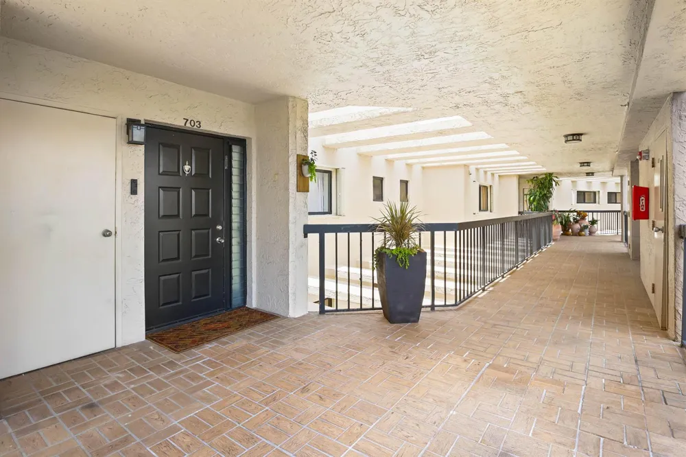 5279 S FOUNTAINS DRIVE S #703 Lake Worth, FL 33467