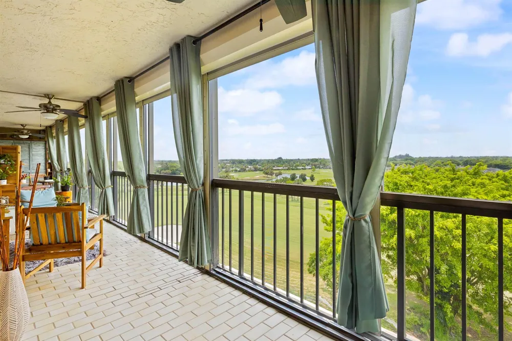 5279 S FOUNTAINS DRIVE S #703 Lake Worth, FL 33467