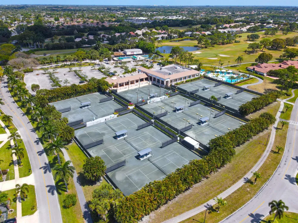 5279 S FOUNTAINS DRIVE S #703 Lake Worth, FL 33467