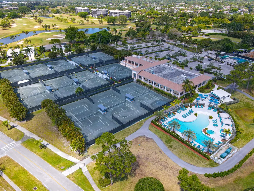5279 S FOUNTAINS DRIVE S #703 Lake Worth, FL 33467