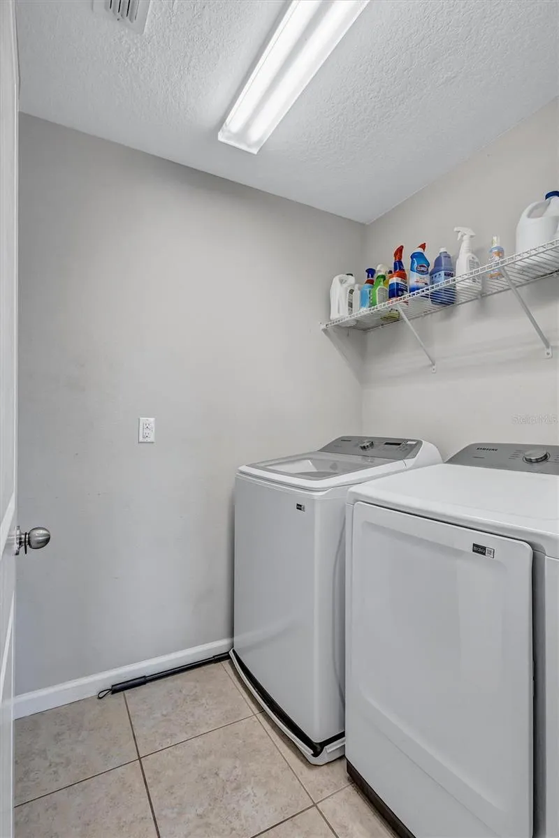 12220 TRAILHEAD DRIVE Bradenton, FL 34211