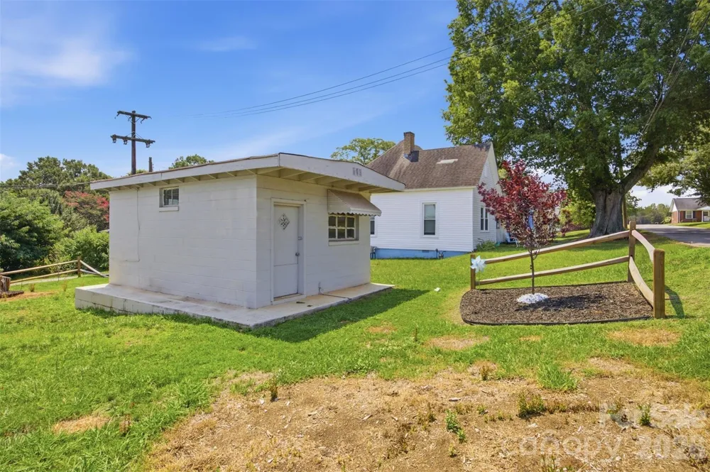 112 Pine Street Shelby, NC 28152
